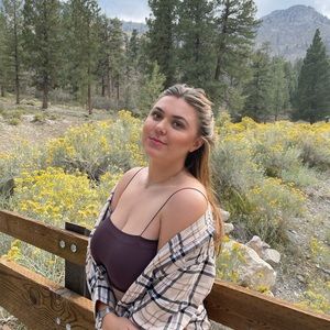 Hey! I’m Isabella. Welcome to My Closet